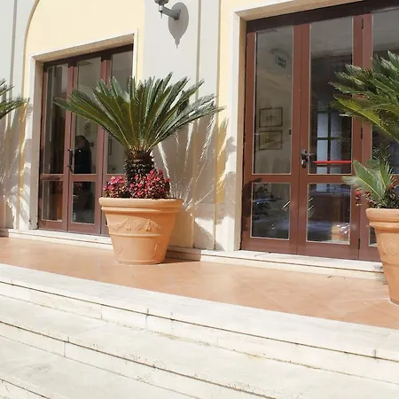 Ancelle Sorrento - Casa D'accoglienza Castellammare di Stabia